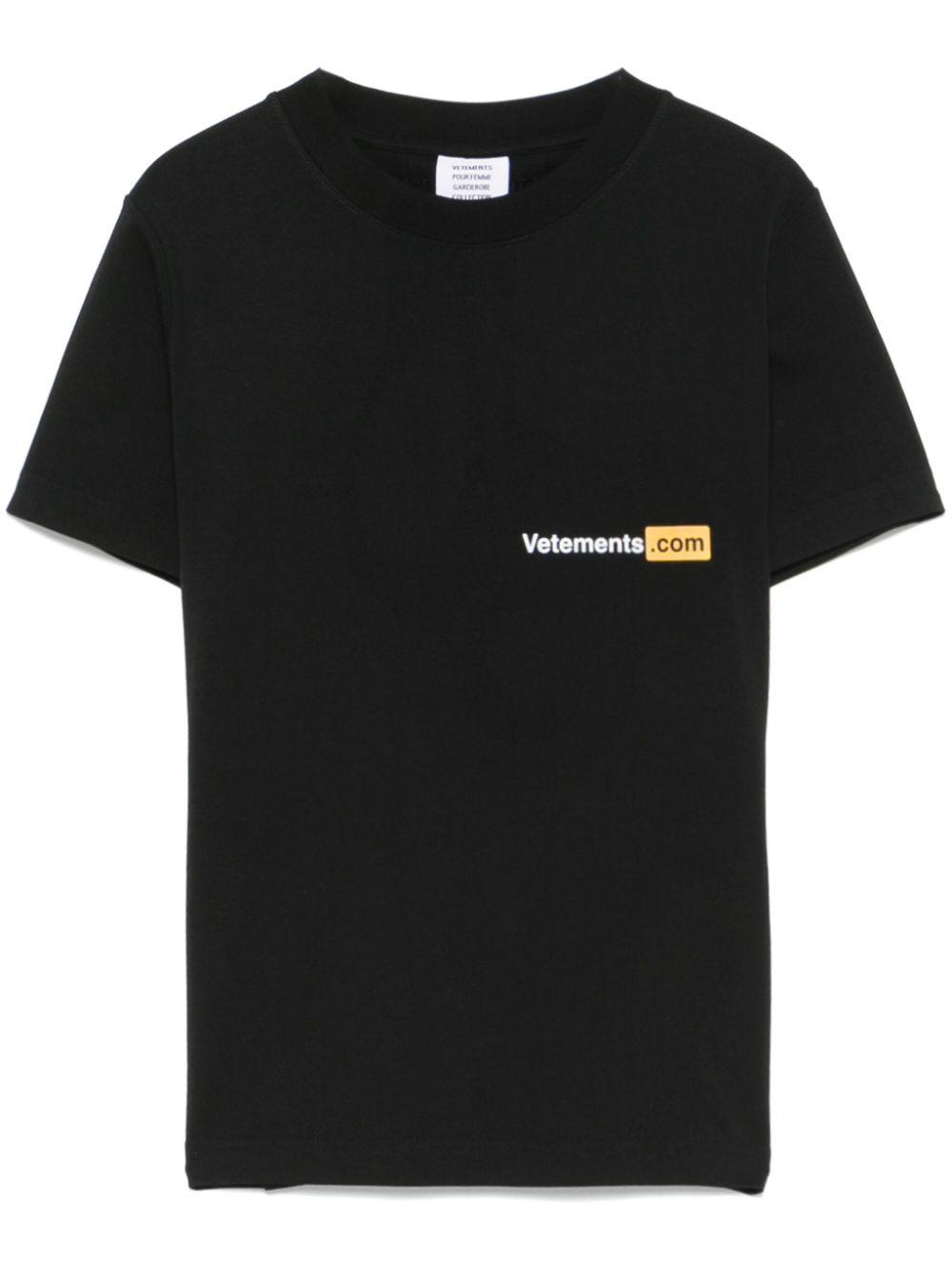 Vetements レディース ブラック Xxx ロゴ Tシャツ トップス 