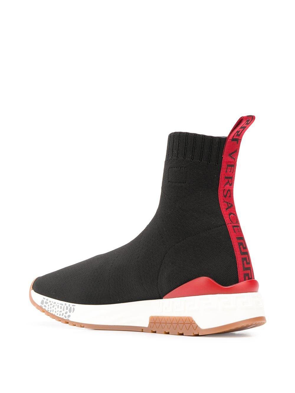 Zapatillas con diseño de calcetín Versace de Cuero de color Negro para  hombre | Lyst