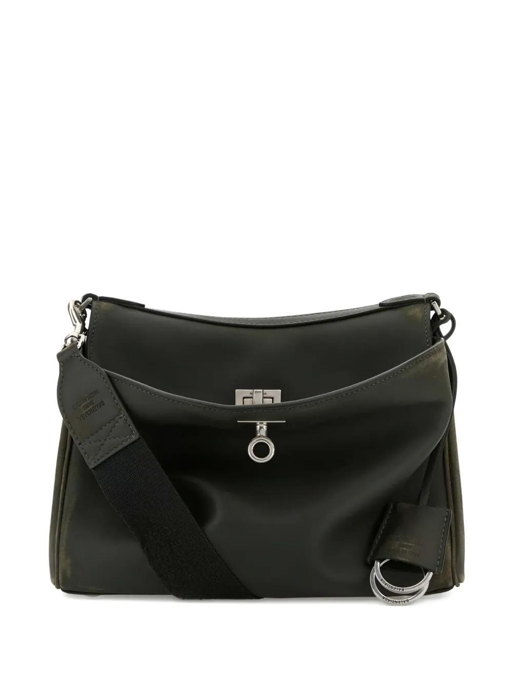 メンズ Balenciaga メッセンジャーバッグが¥125,500〜 | Lyst