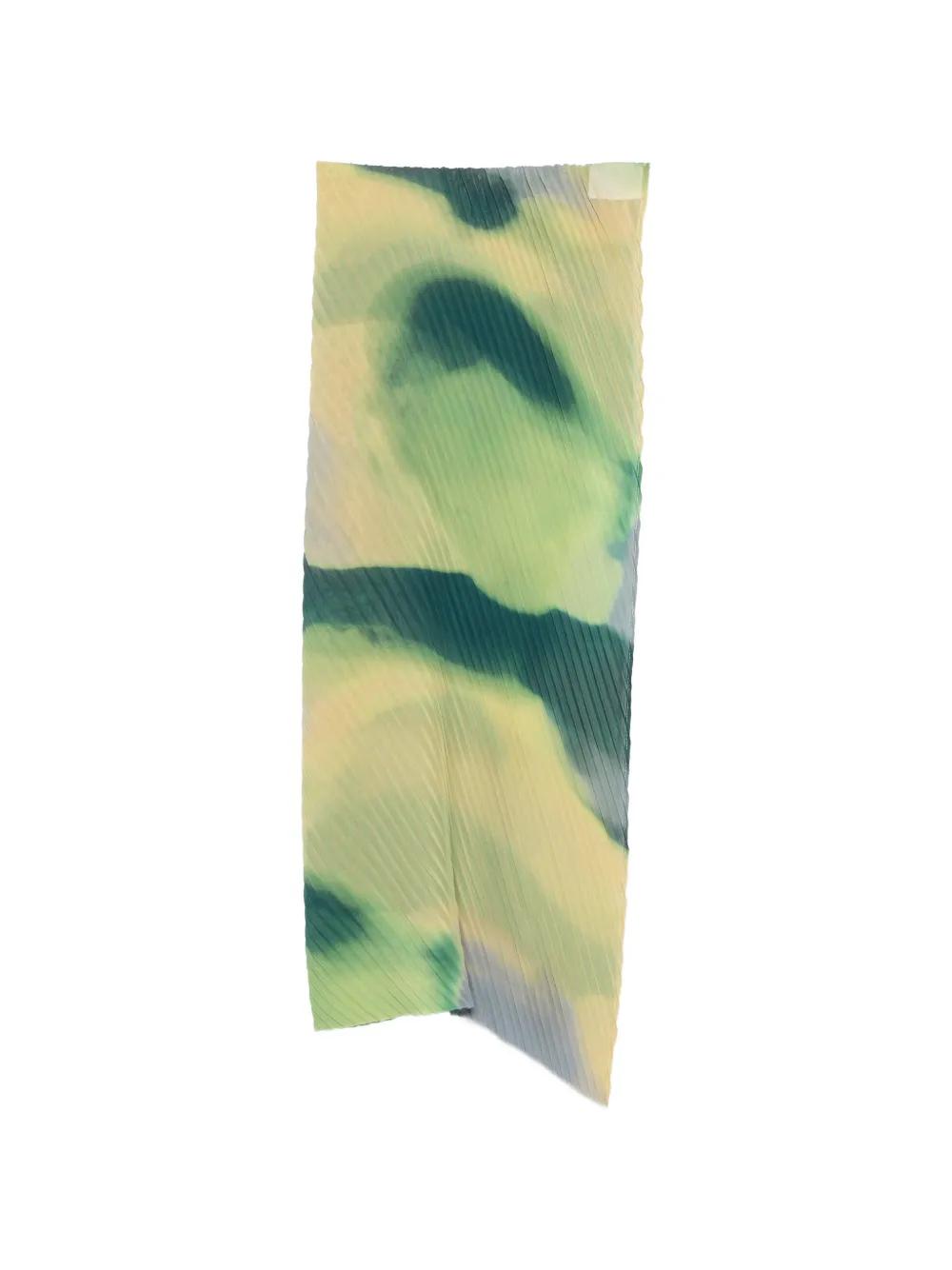 Homme Plissé Issey Miyake Scarves and mufflers for Men | Online
