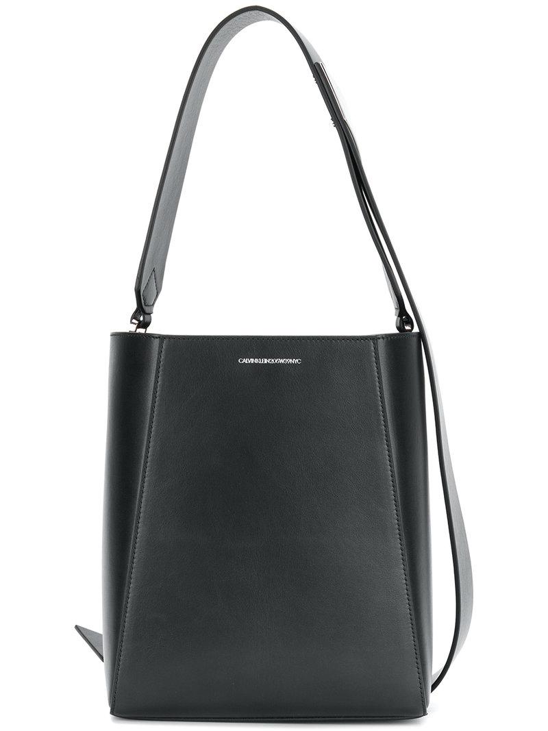 CALVIN KLEIN 205W39NYC Leather Classic Bucket Tote in Black - Lyst