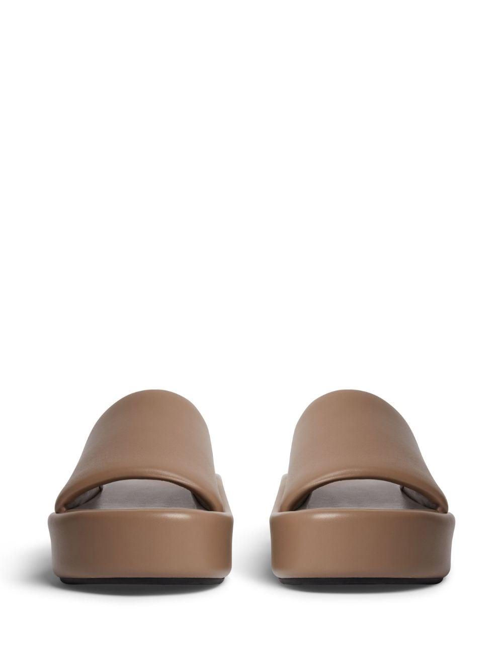 Balenciaga Rise Sandale Platform Slides in Brown | Lyst UK