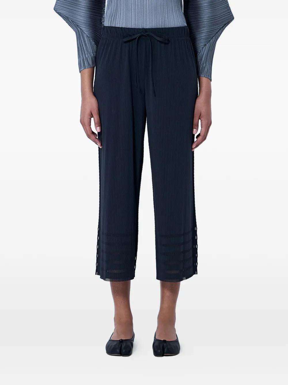レディース Pleats Please Issey Miyake カプリ & クロップドパンツ
