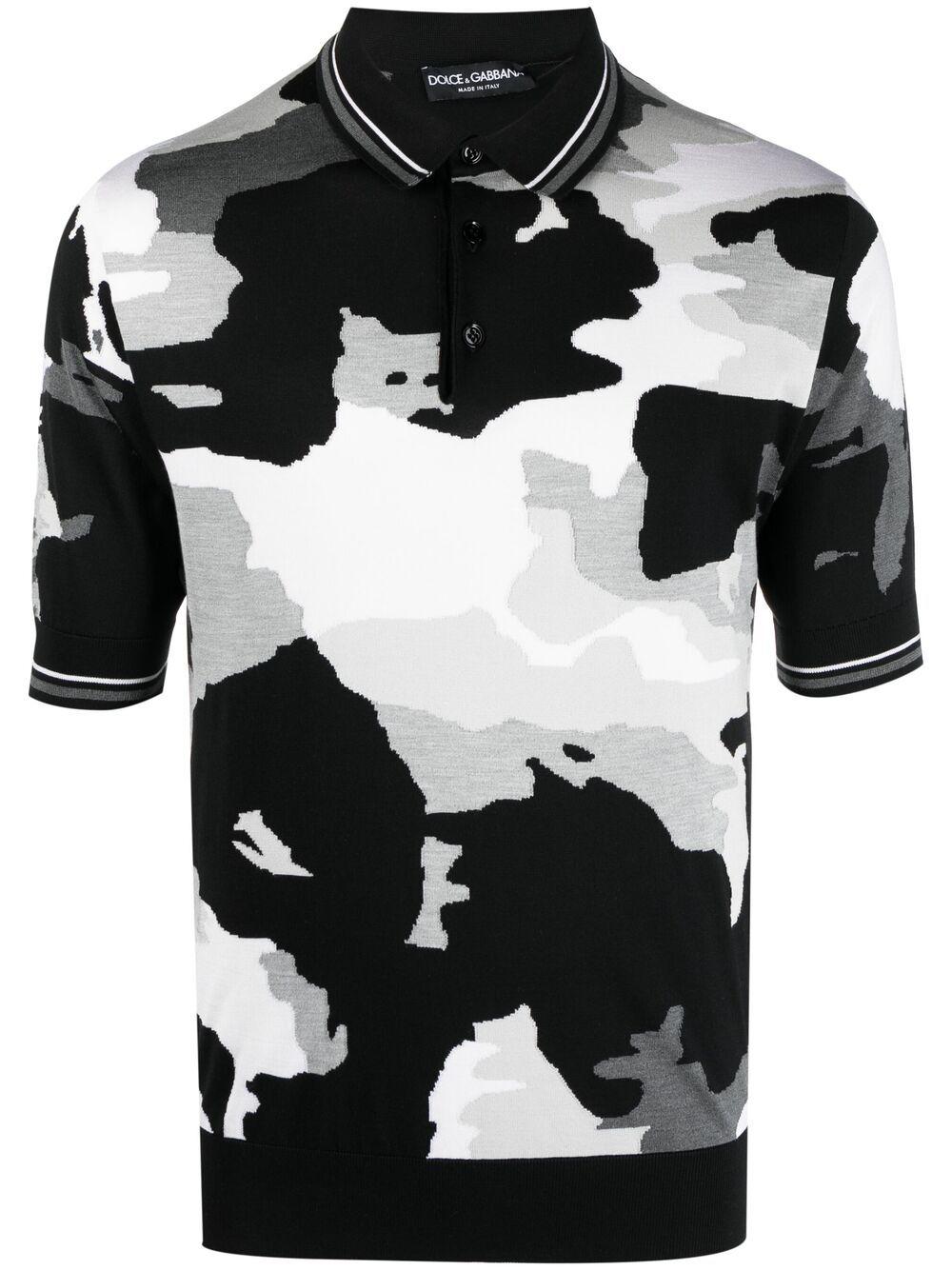 Polo de intarsia con motivo militar 