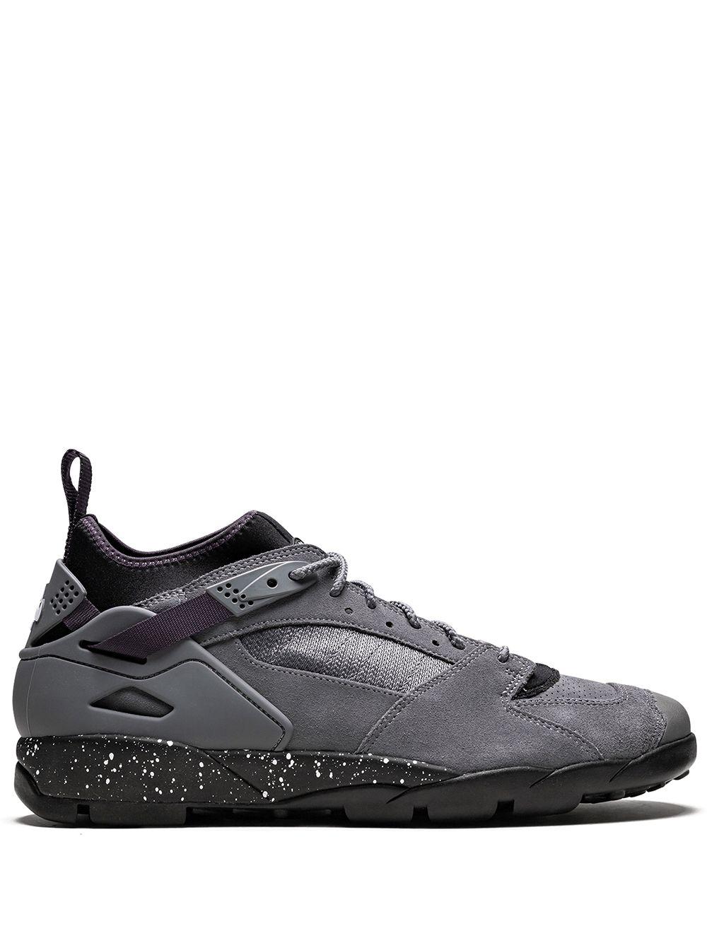 nike air revaderchi sneaker