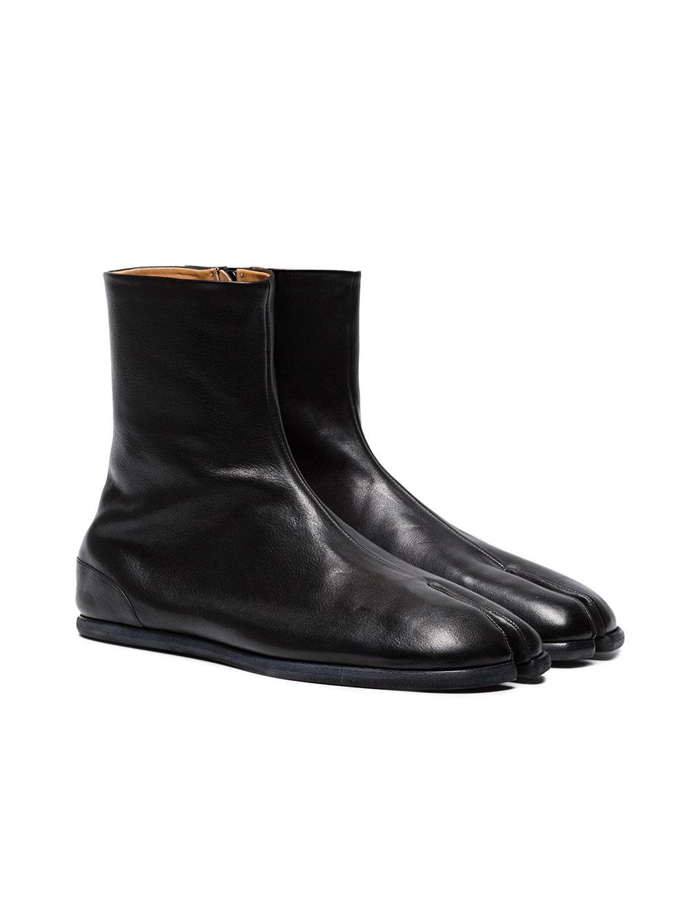 Maison Margiela Black Tabi Leather Ankle Boots for Men | Lyst