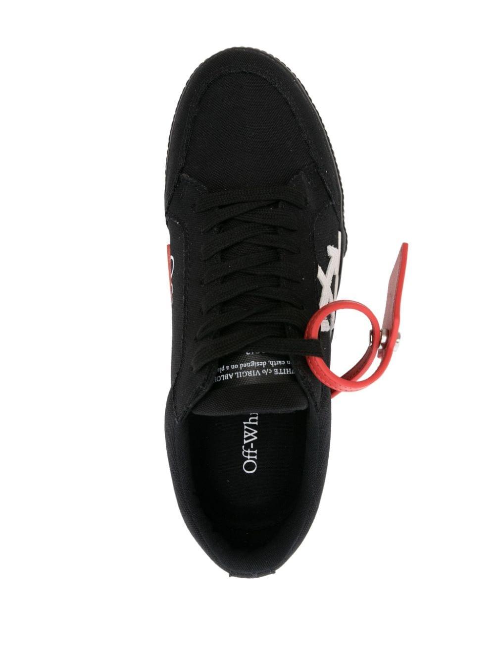 Off-White c/o Virgil Abloh Low Vulcanized Canvas Sneakers in Black