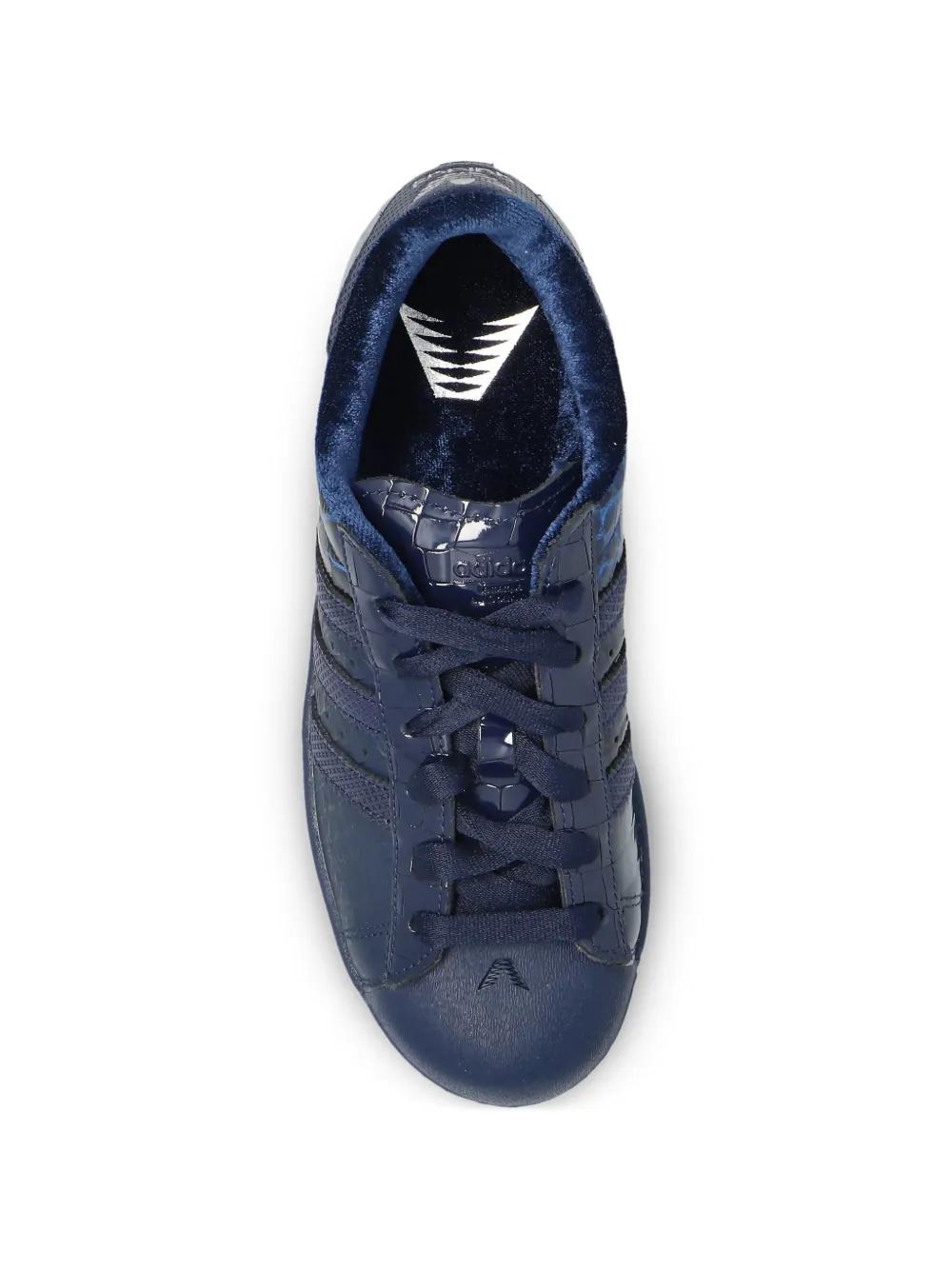 adidas gazelle silver green womens Superstar '82 in Indigo Denim  SVRN