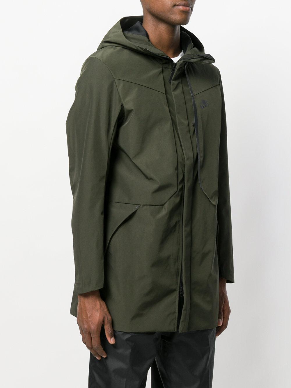 Nike Synthetic Sportswear Tech Shield Jacket in Green for Men | Lyst Canada