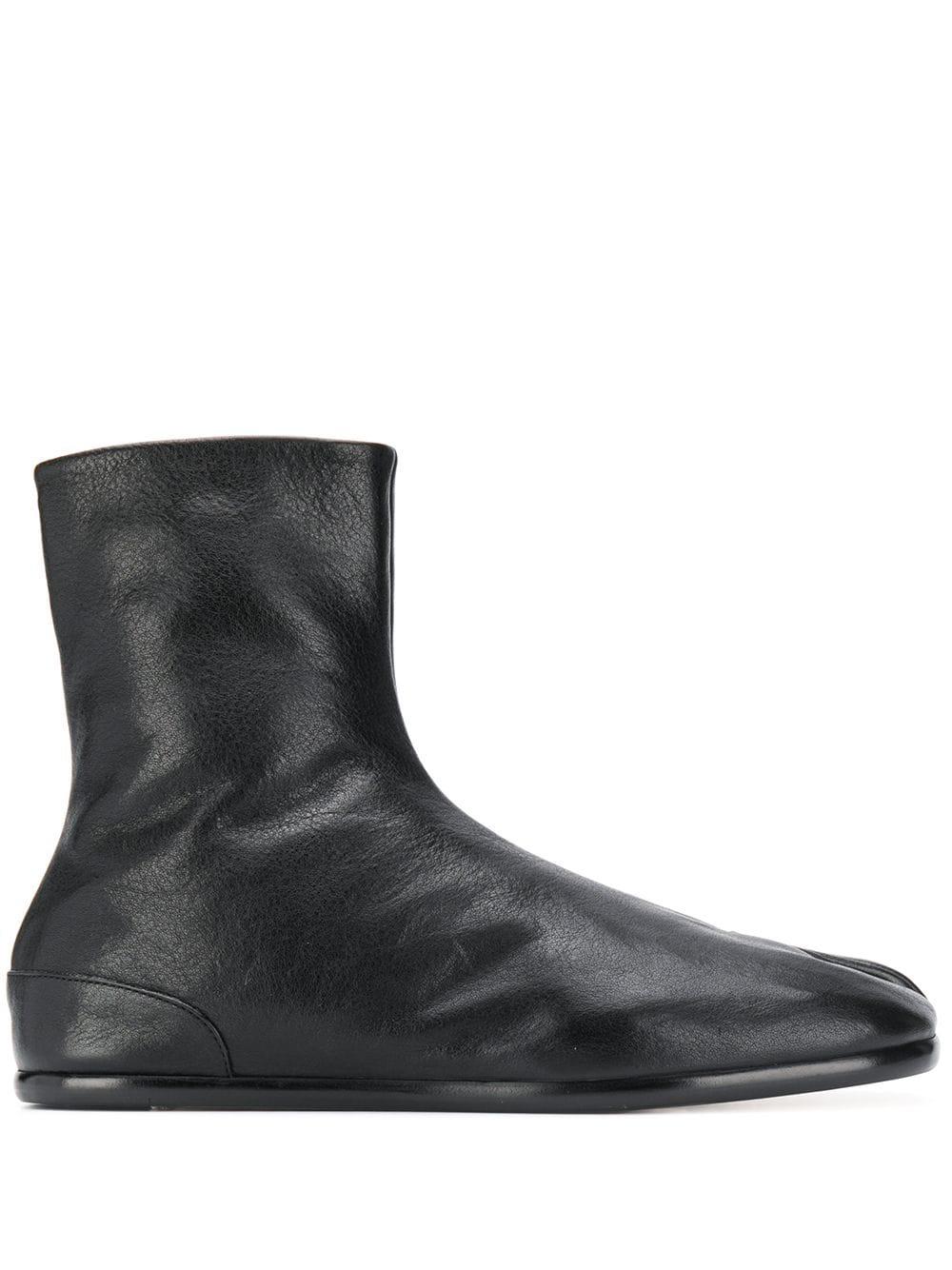 Maison Margiela Leather Tabi Slip Boots in Black for Men - Lyst