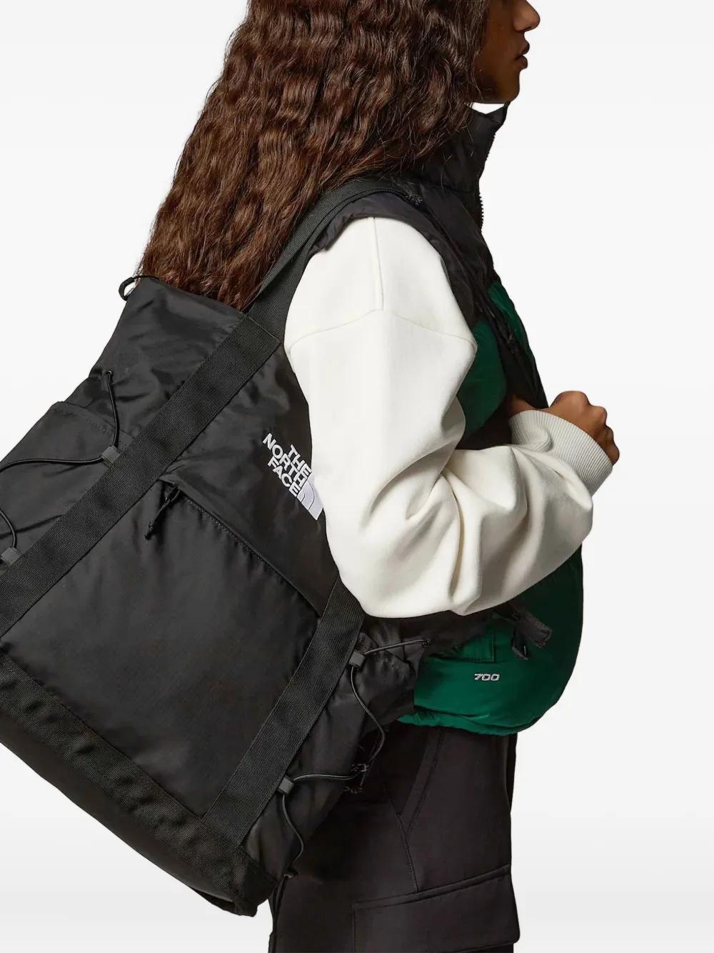 【ノースフェイス】 BOREALIS SHOULDER BAG BLACK New THE NORTH FACE BOREALIS SHOULDER BAG BLACK NN2PQ58A TOTE