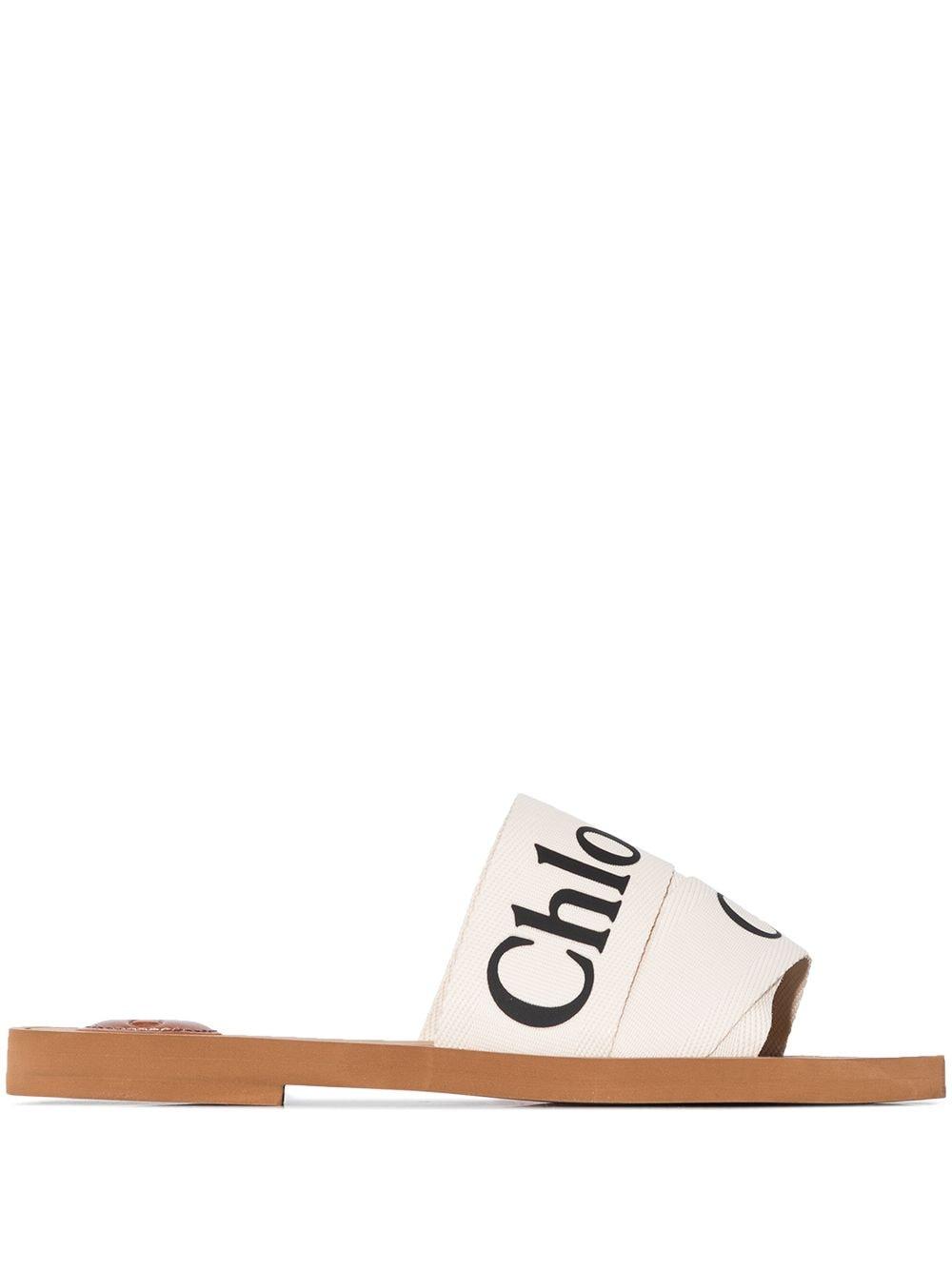 Chloé Woody Slippers Met Logo in het Wit | Lyst NL