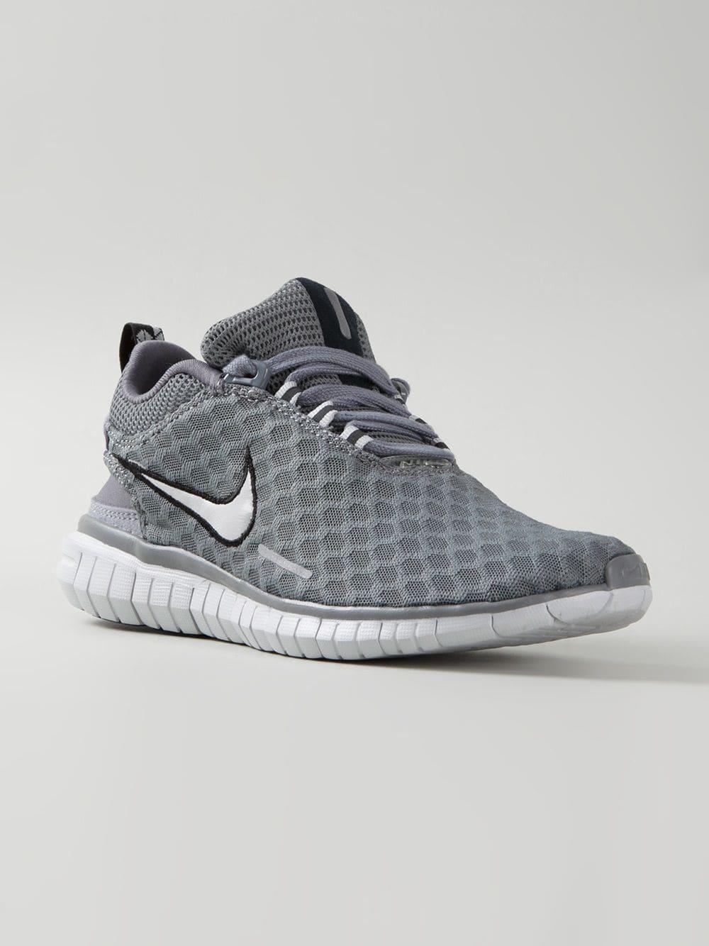 gray nike roshe womens