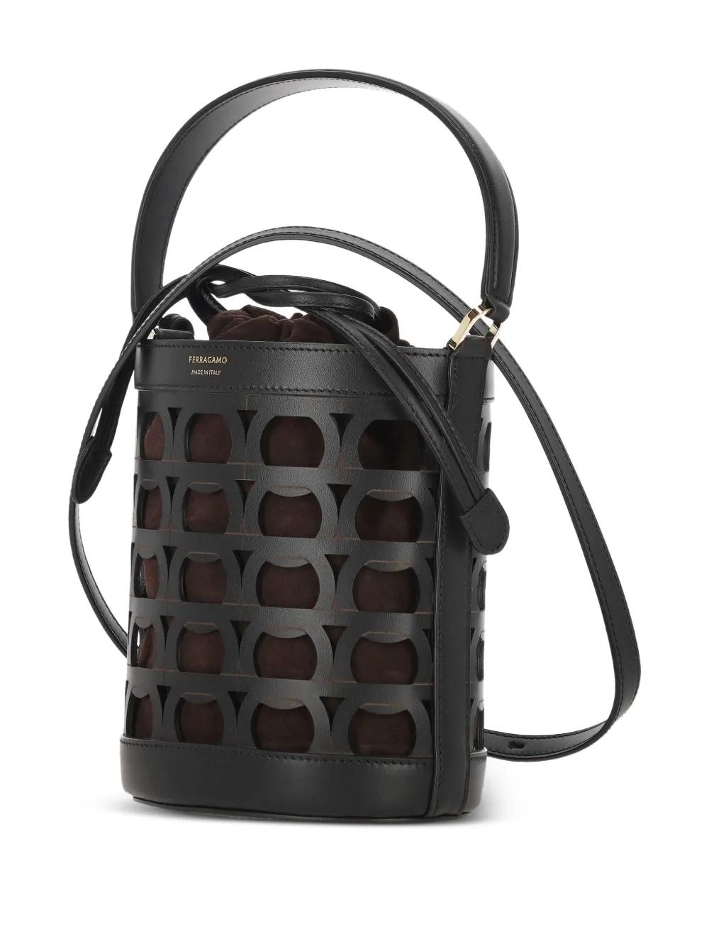 ショルダーバッグ・ポシェット SALVATORE FERRAGAMO BUCKET BAG フェラガモ バケットバッグ/ショルダーバッグ バッグ レディース