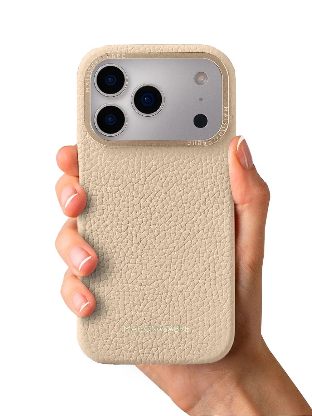 Maison De Sabre Leather Iphone 17 Pro Max Case in Natural | Lyst