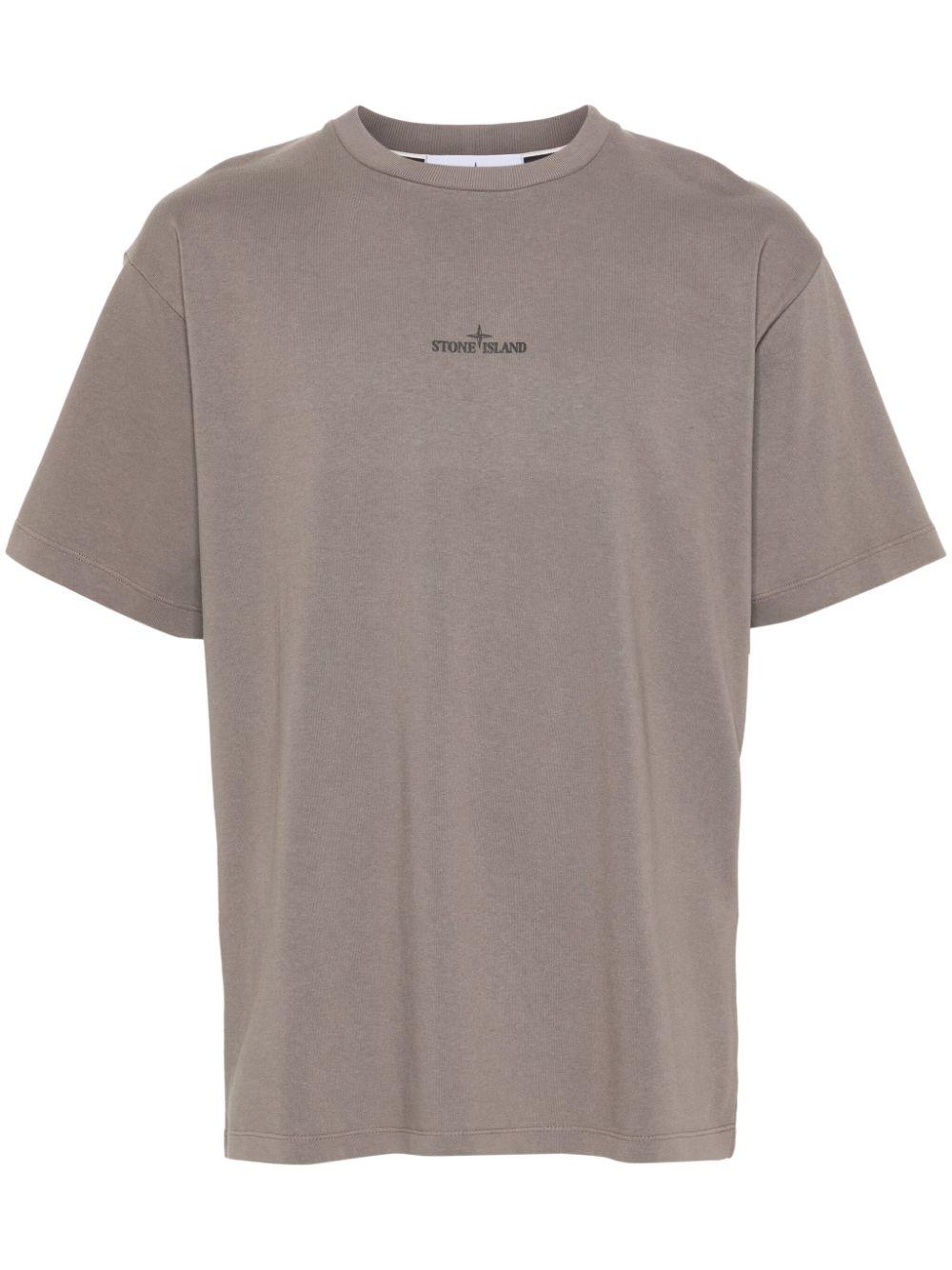 Stone island beige t hot sale shirt