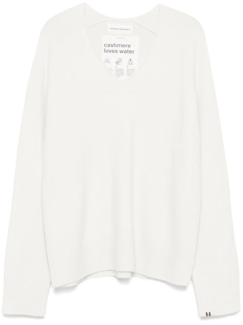 新品未使用　EXTREME CASHMERE short pullover v_415412_00.jpg?$500$