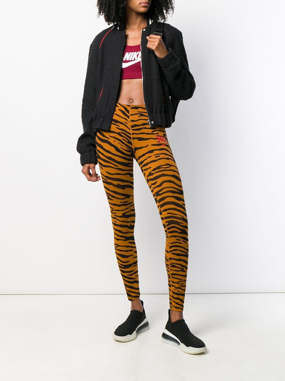 Nike Tiger Print leggings Brown | Lyst