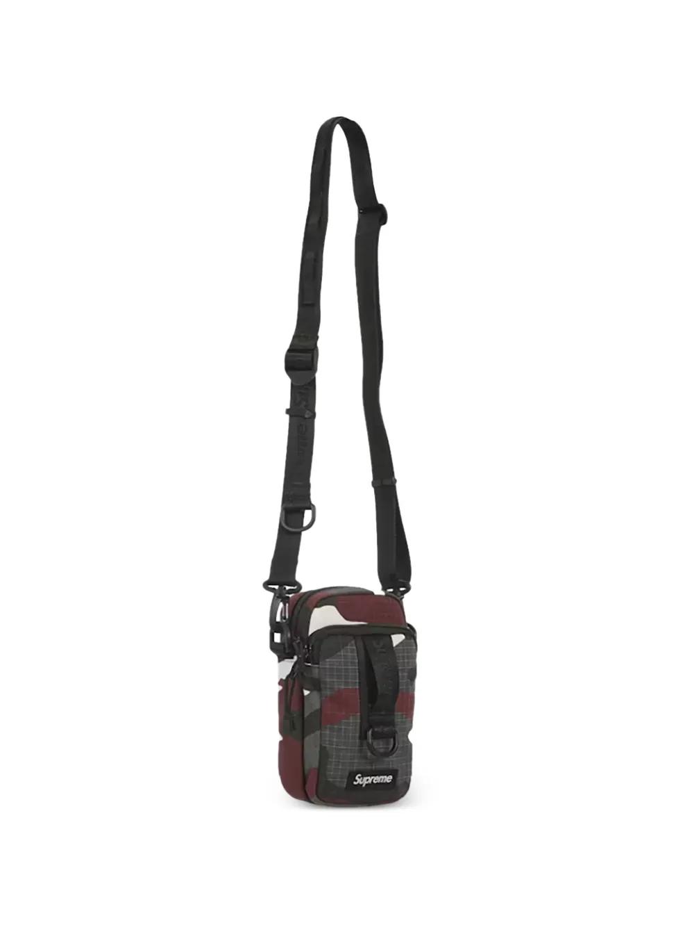 Men's Supreme Messenger bags from $82 | Lyst