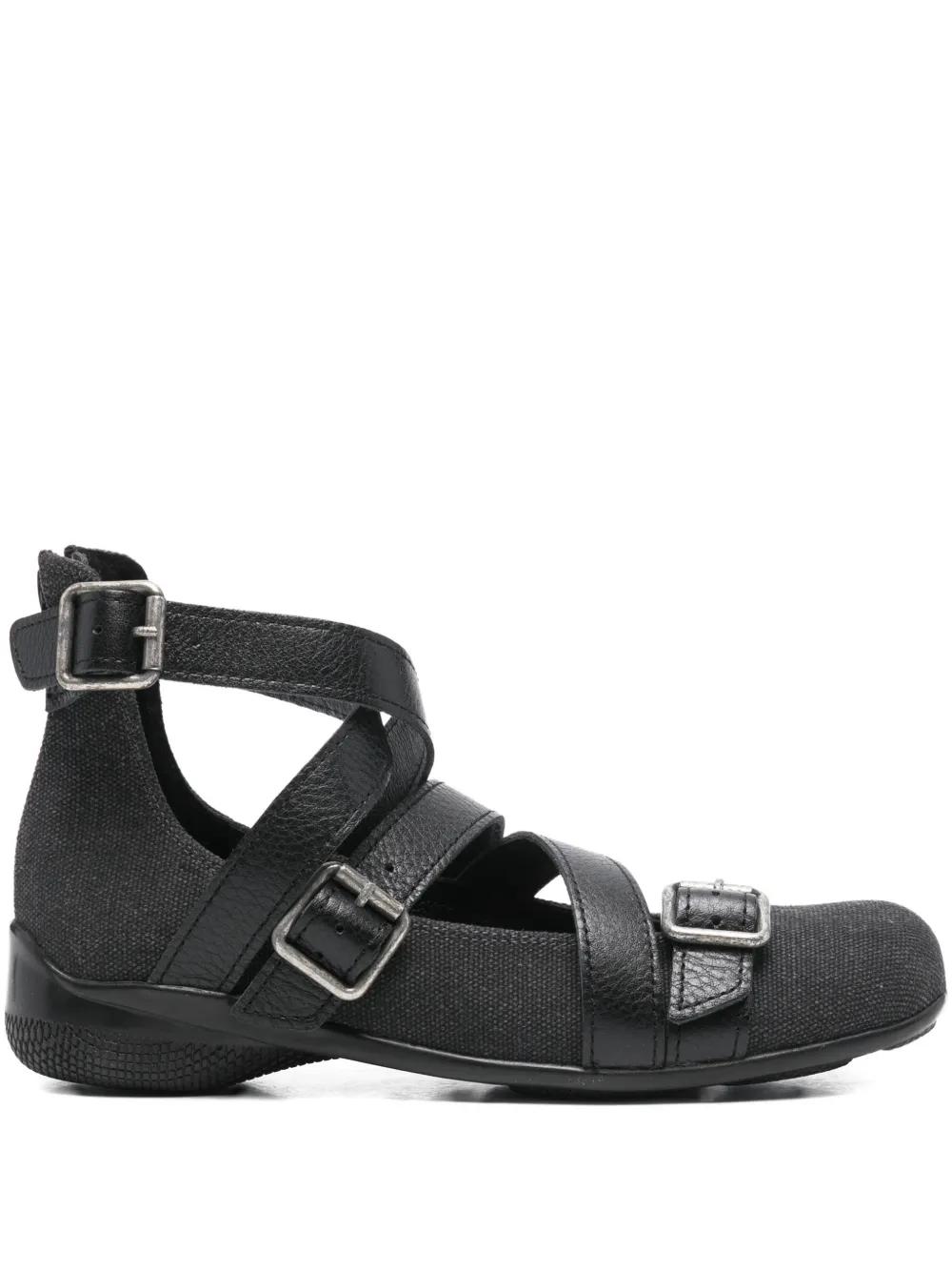 OPEN YY 厚底バレットシューズ OPEN YY 厚底バレットシューズ Gray Cross Buckle Ballet Flats by