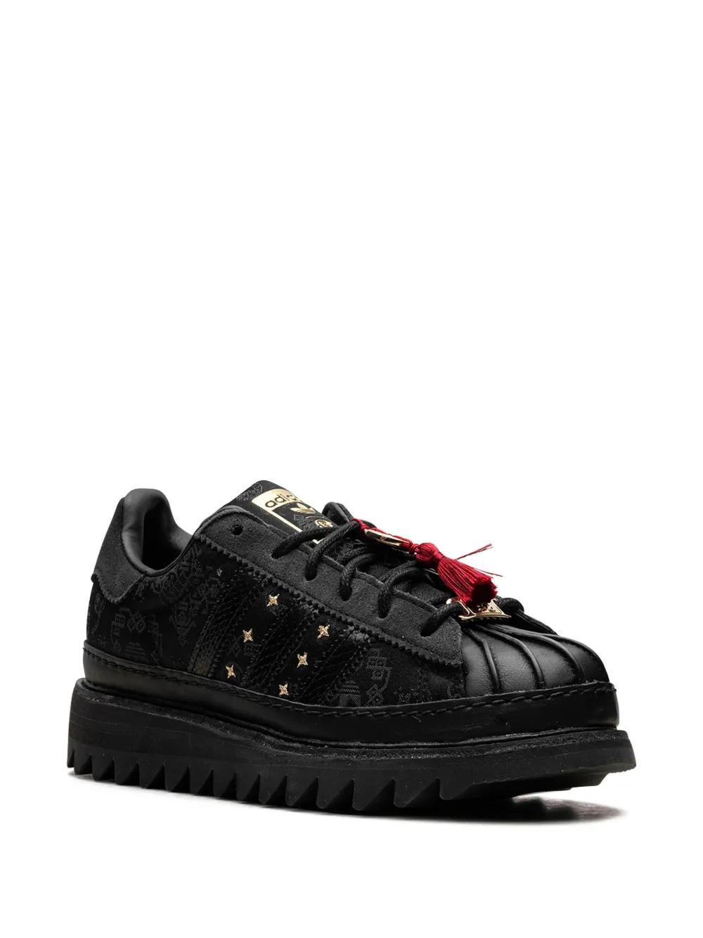 adidas gazelle silver green womens Adidas Originals COUNTRY XLG Country XLG Sneakers IF8407 IF8405 Black main image 1