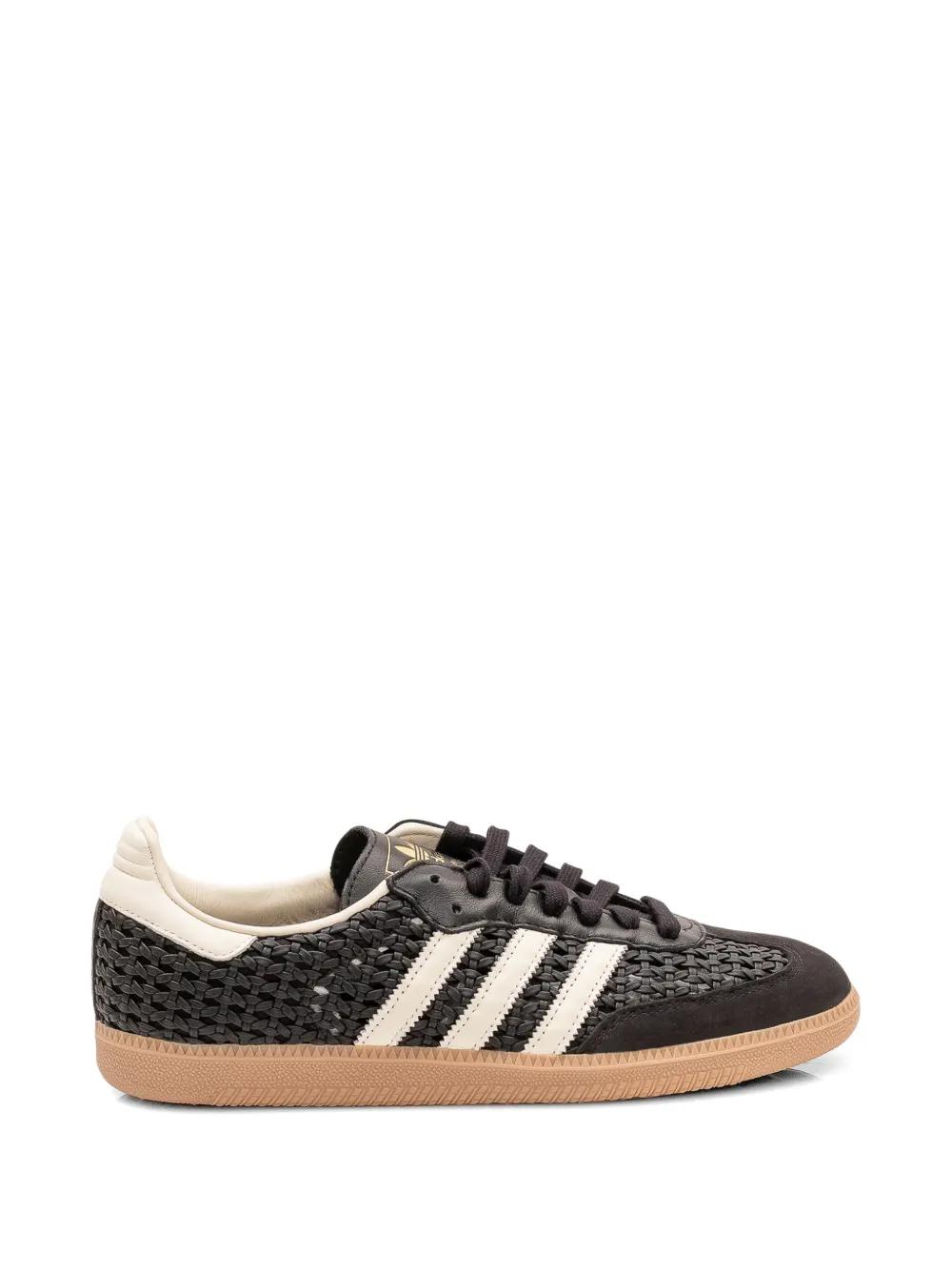 adidas gazelle silver green womens Back 70 Iuta Gold Sneakers 36 / Gold main image 0