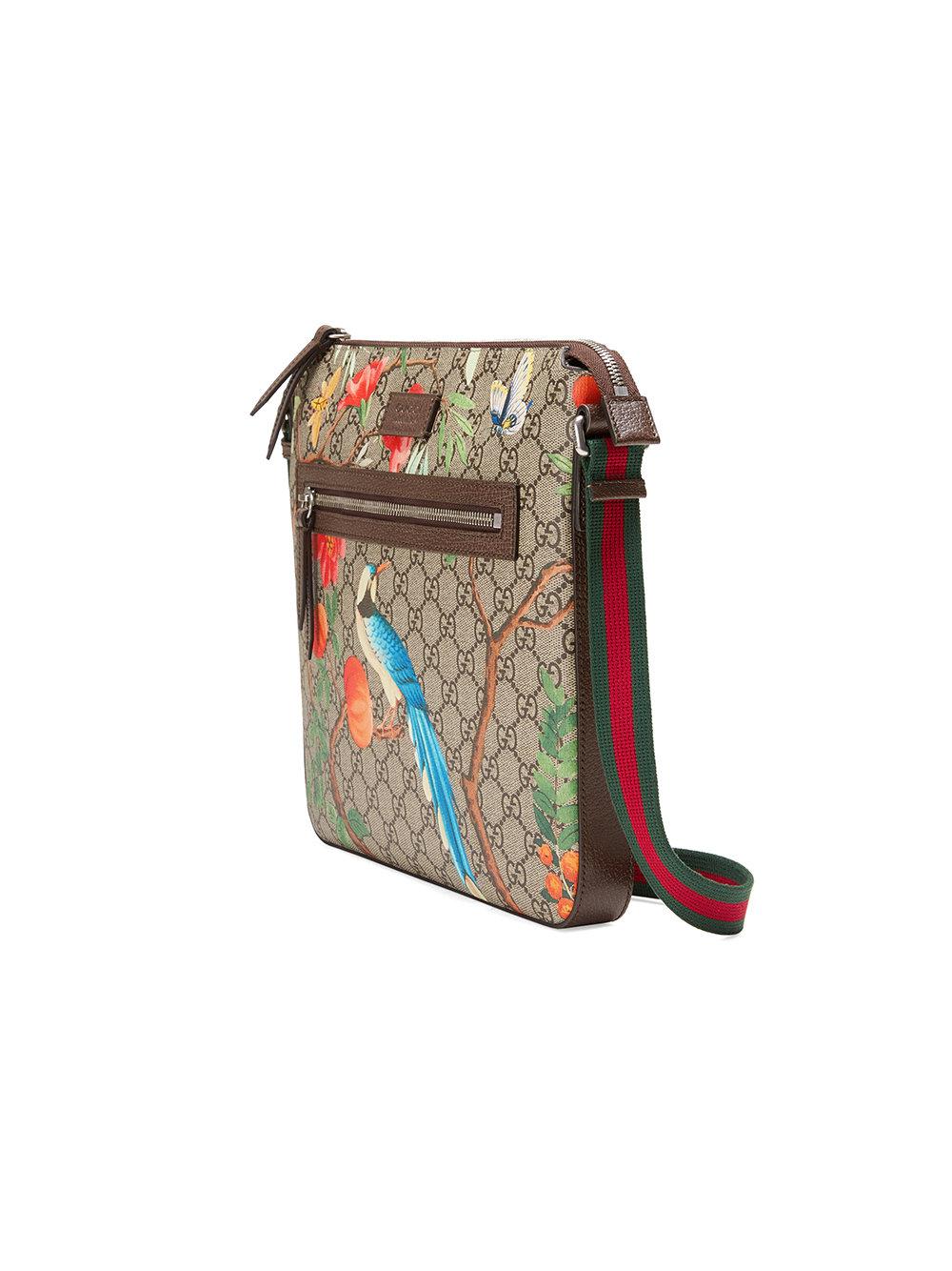gucci tian gg supreme messenger bag