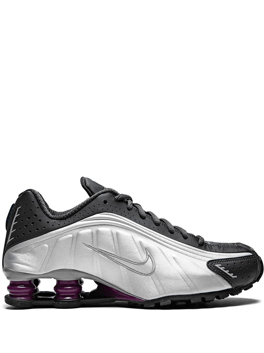 nike grey shox