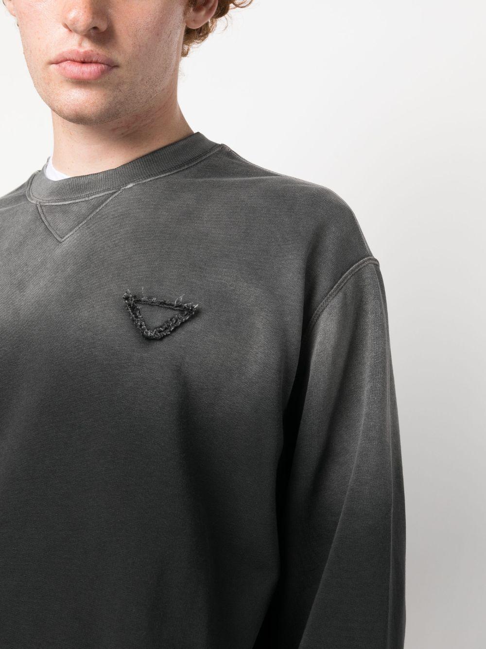 スウェット・トレーナー PRADA Black Cotton Blend Sweatshirt Logo cotton-blend sweatshirt in black - Prada | Mytheresa
