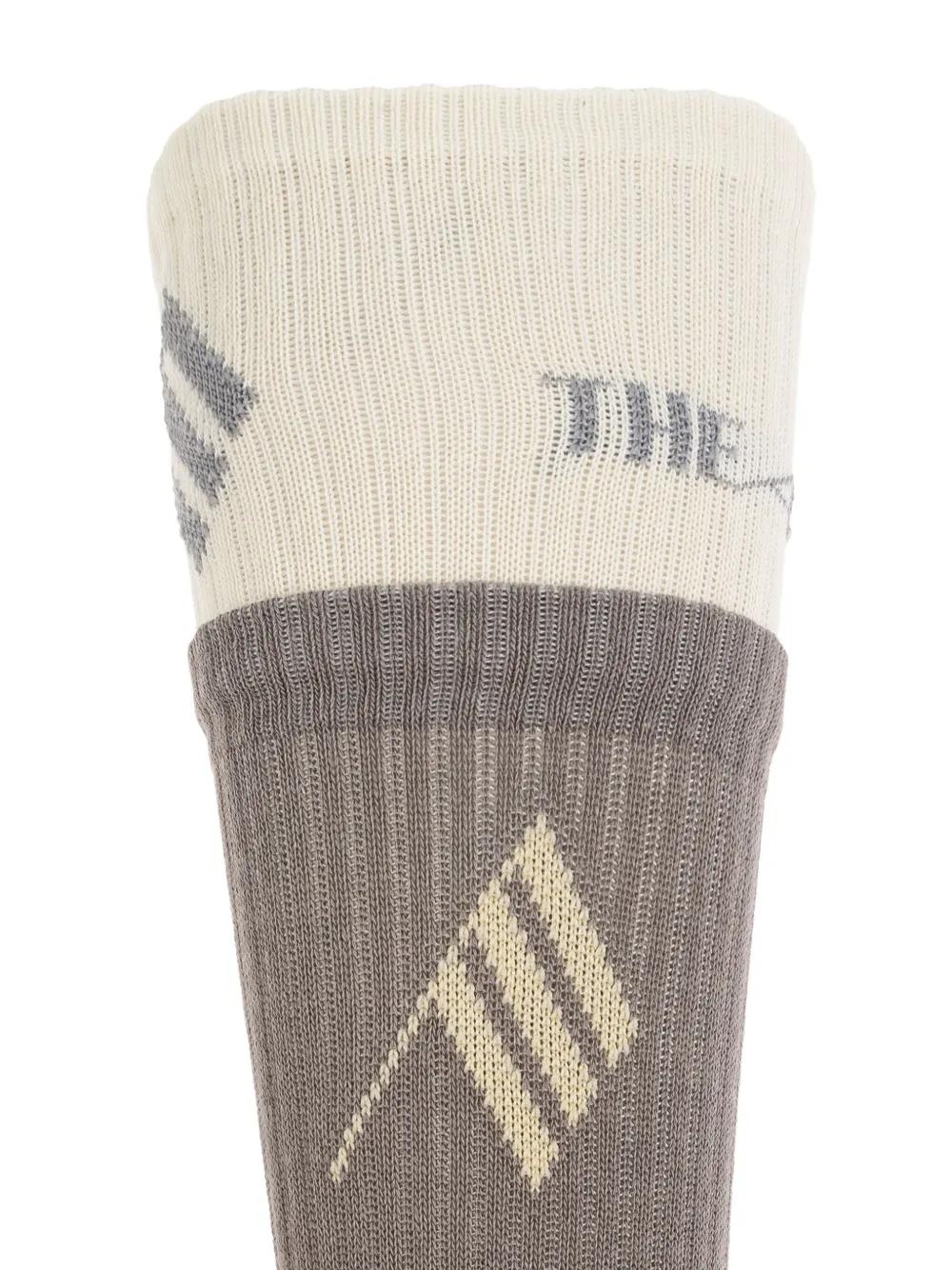 タイツ・ソックス THE ATTICO FW25 Logo socks (251WCAK00023 215) Black long socks for Women | THE ATTICO®