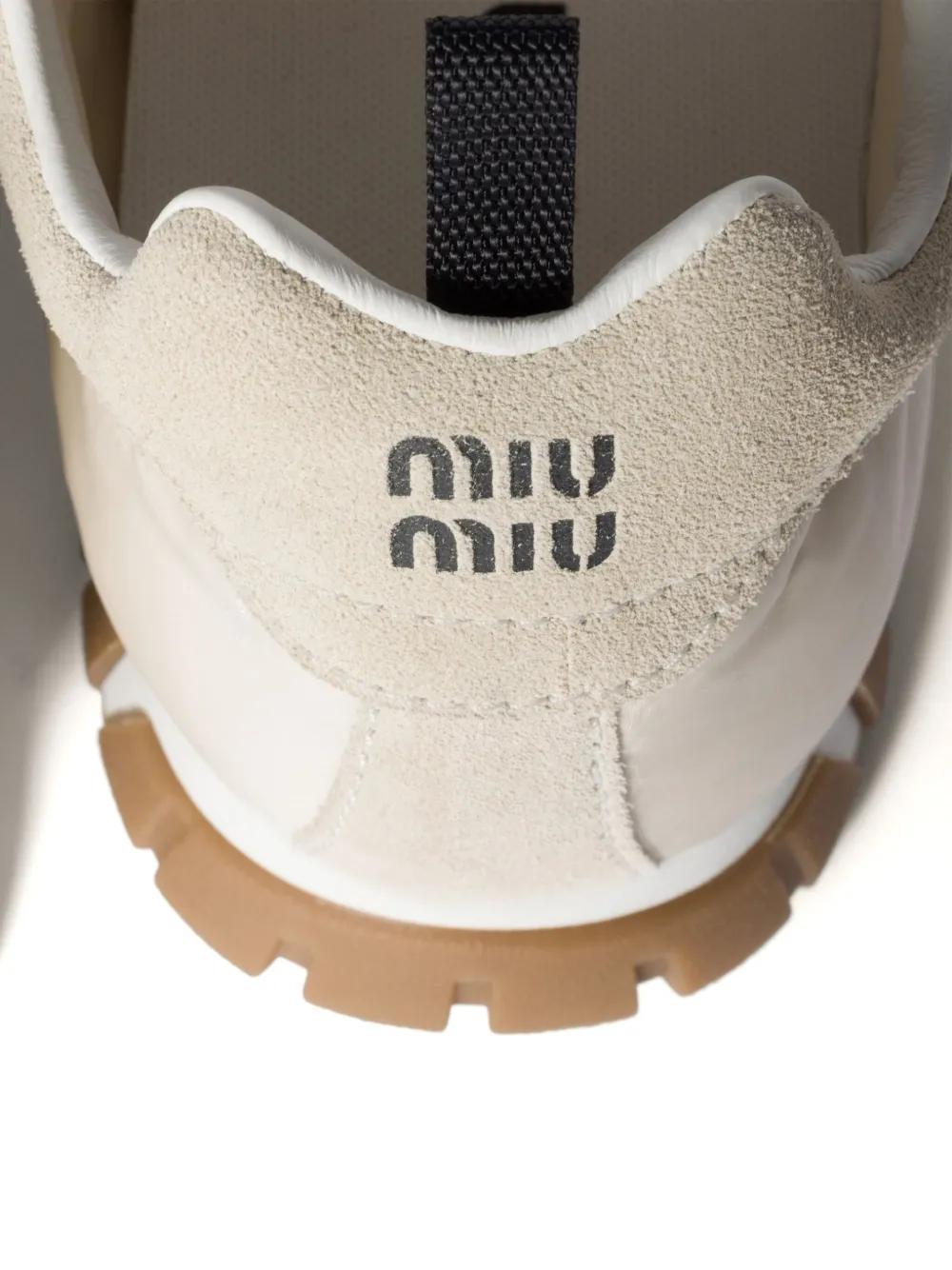 Sneakers low-top Miu Miu da donna Sconto online fino al 30% Lyst
