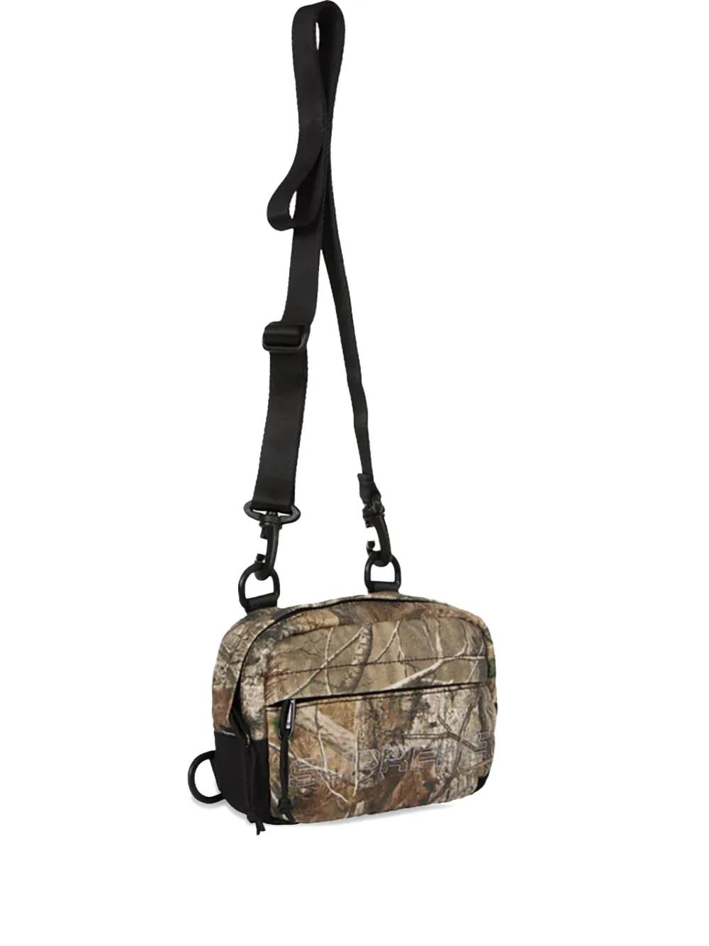 バッグ Supreme Mini Messenger Bag  Camo Supreme Mini Messenger Bag (SS25) - $68