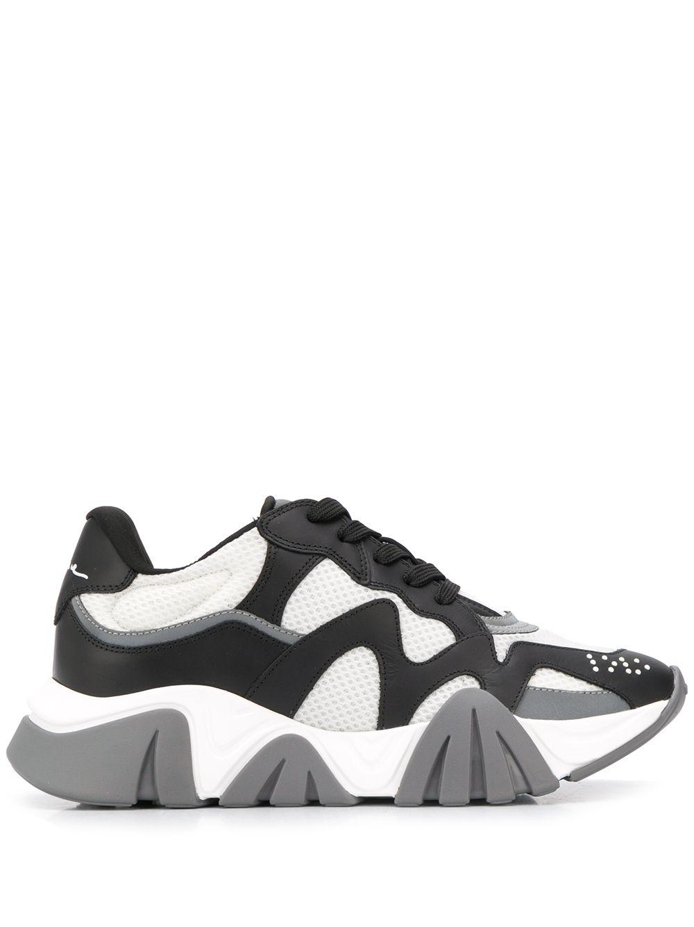 Versace Leather Squalo Runner Trainers in Black - Lyst