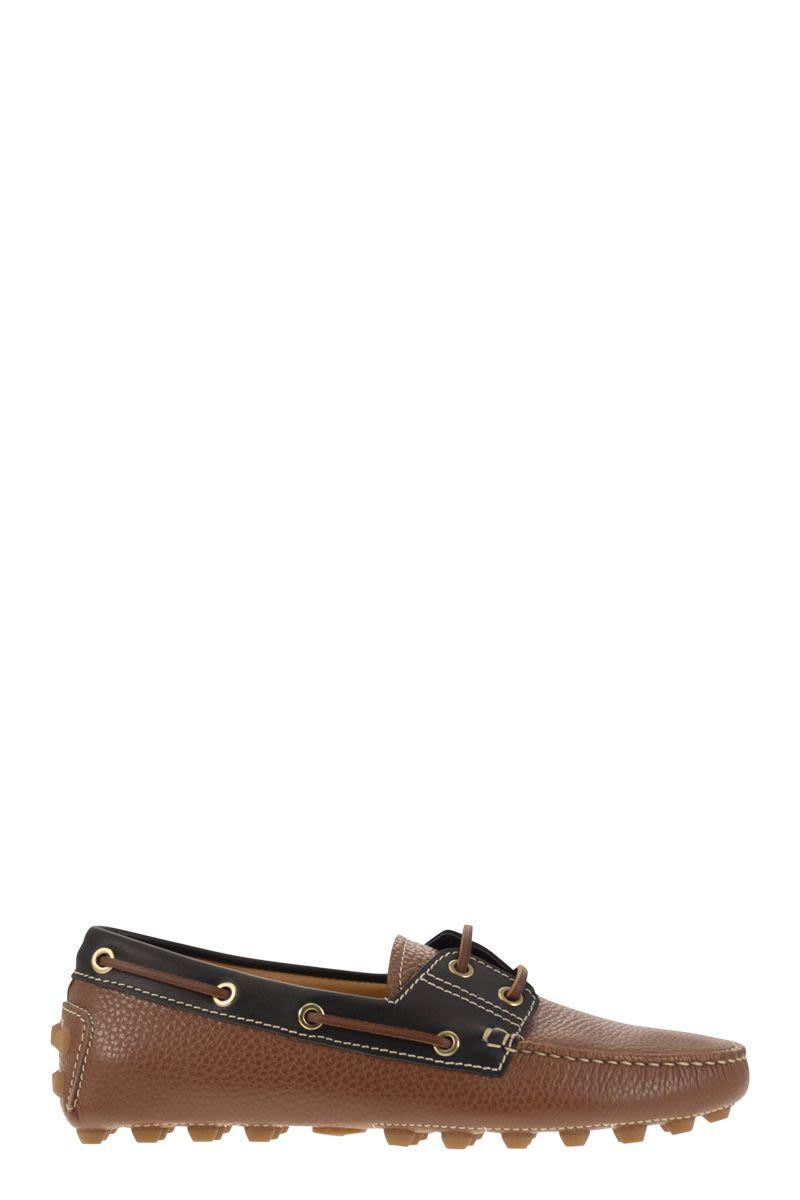 ローファー・オックスフォード TOD'S Leather Boat Bubble Grommet Tod's Leather Boat Bubble Grommet | Lyst