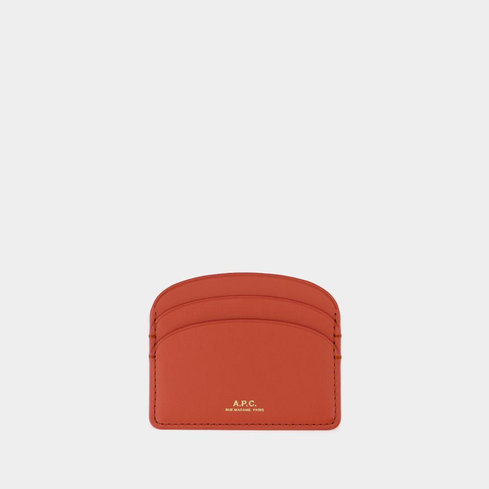 【関税込み】Demi Lune Card Holder - A.P.C. - Leather - Red A.P.C. Demi Lune Card Holder in Red | Lyst