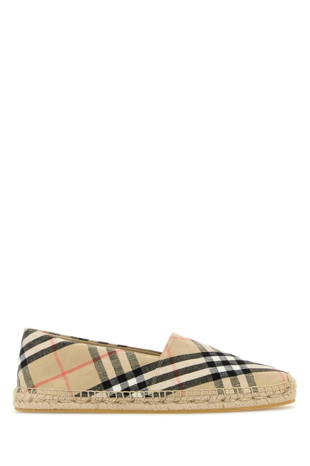 サンダル BURBERRY Embroidered Canvas Espadrilles Burberry Embroidered Canvas Espadrilles | Lyst