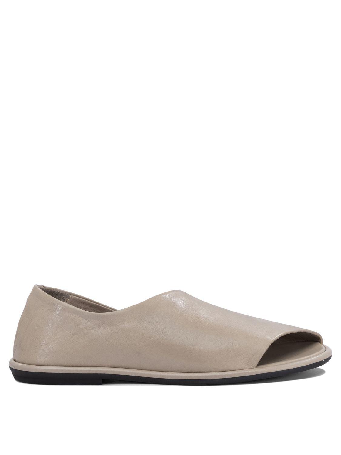 サンダル・ミュール Officine Creative \"Mienne 102\" Slippers Officine Creative Mienne 102 レザーサンダル | ブラック