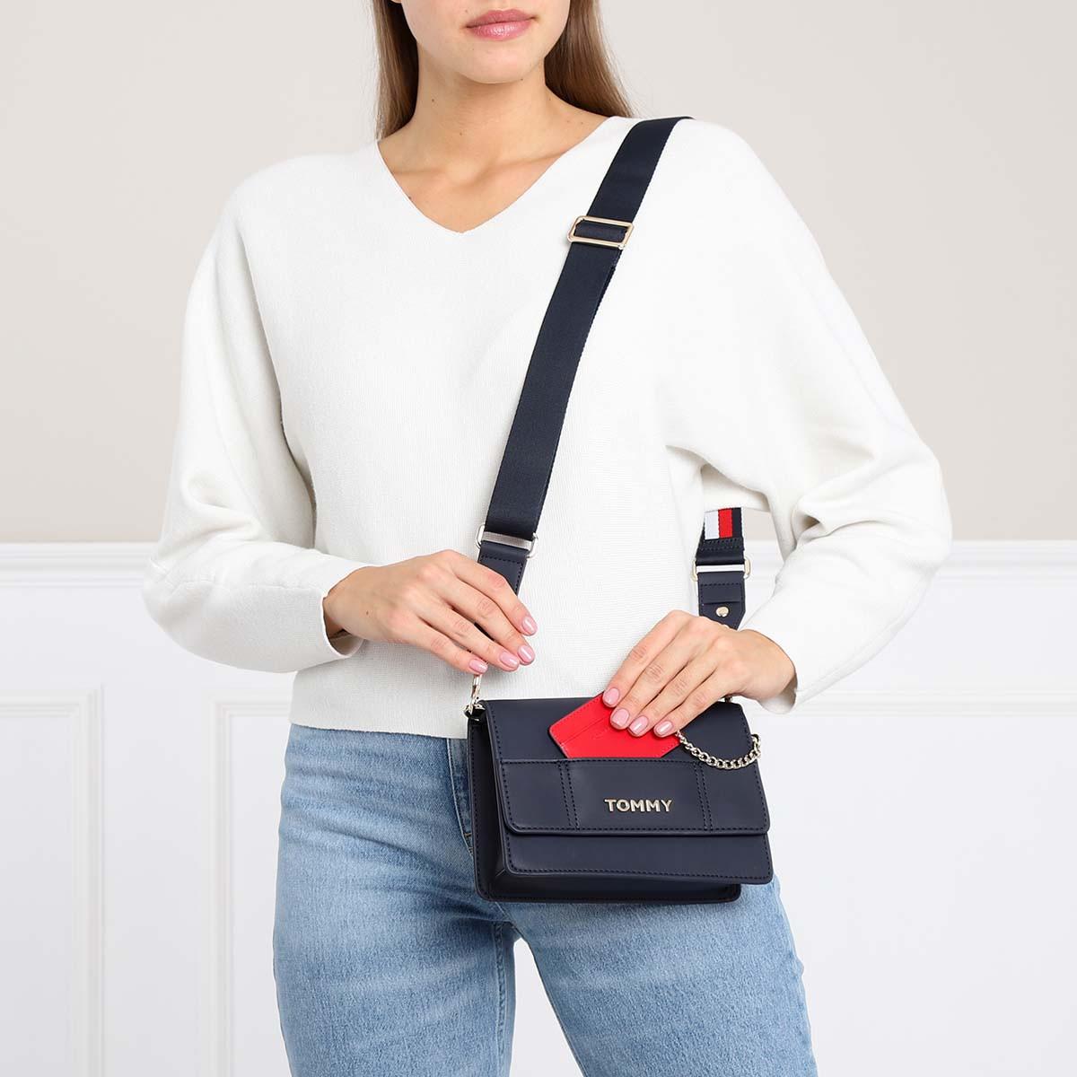 tommy hilfiger item statement crossover bag