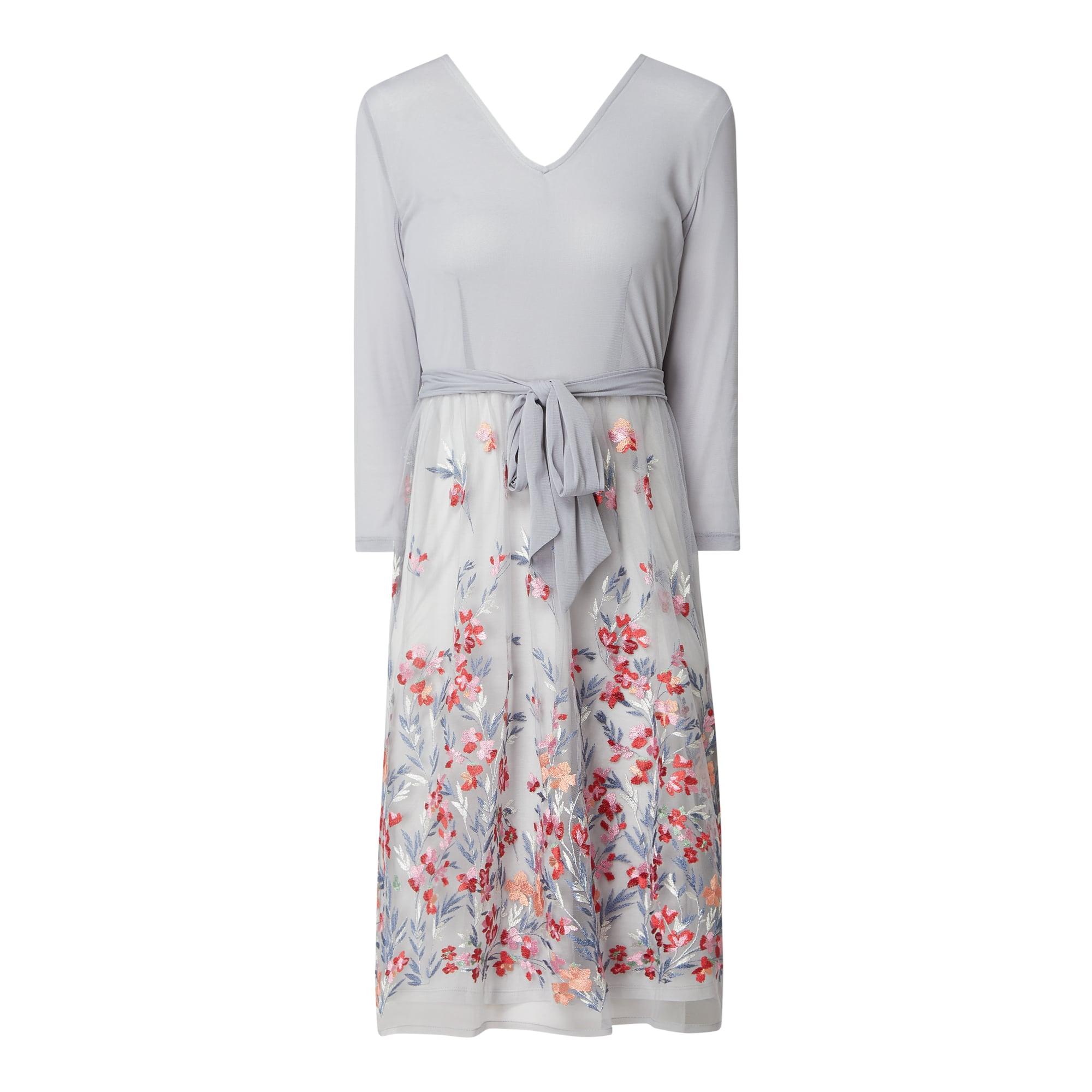 Esprit Collection Kleid aus Tüll mit Stickereien in Grau | Lyst DE