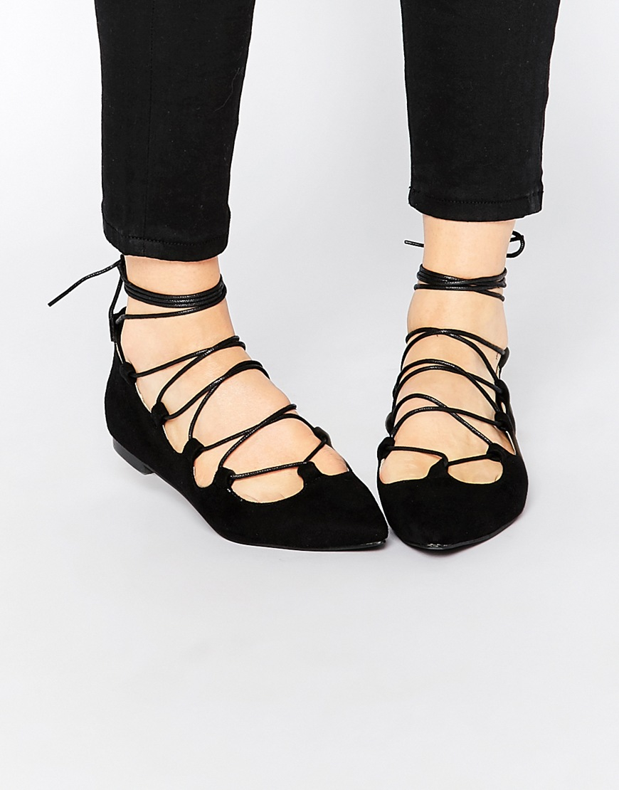 black lace up flat shoes