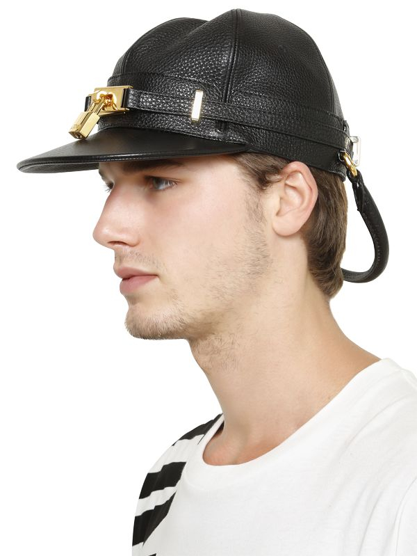 moschino mens hat