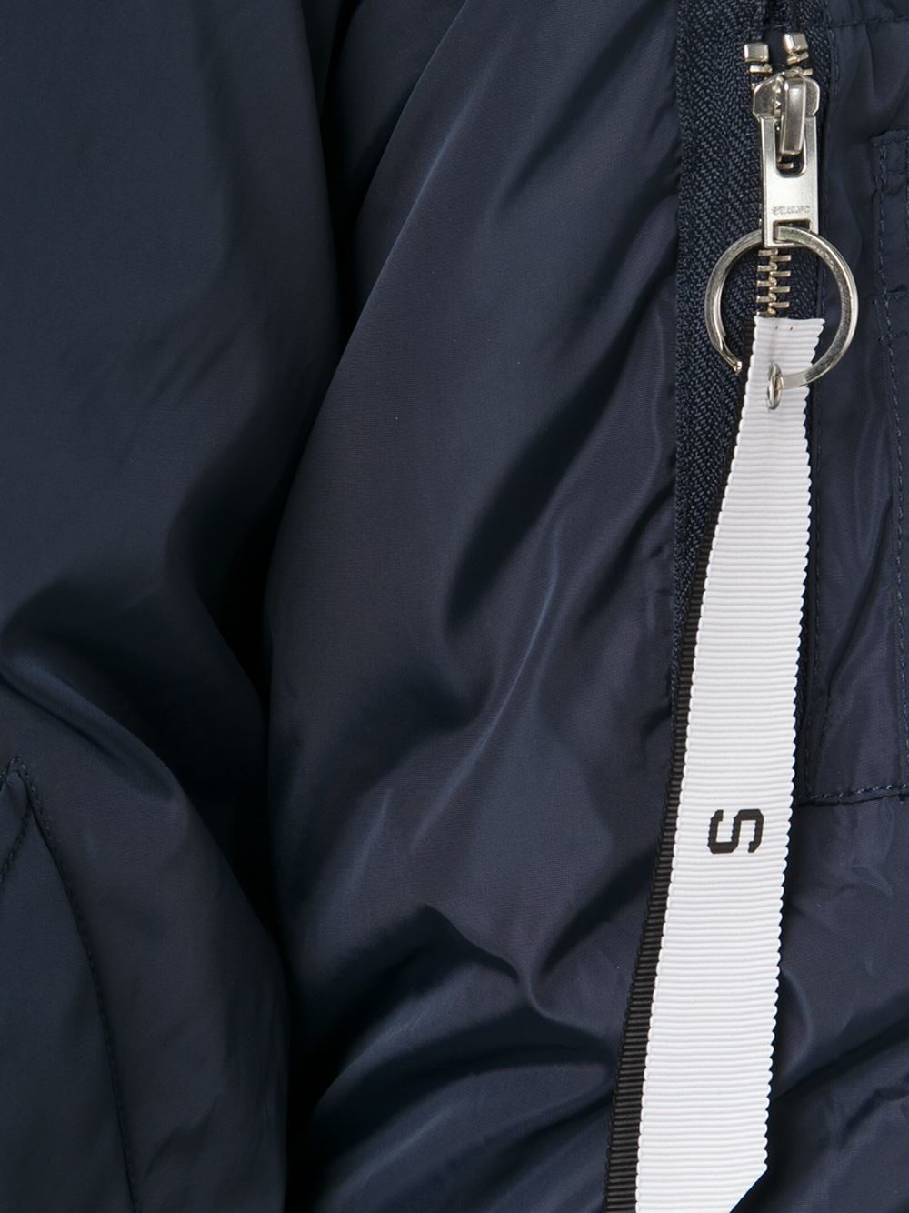 sleeve pocket