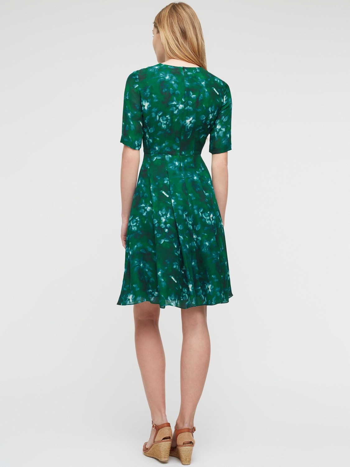 Jigsaw Misty Garden Silk Blend Dress in Green Lyst