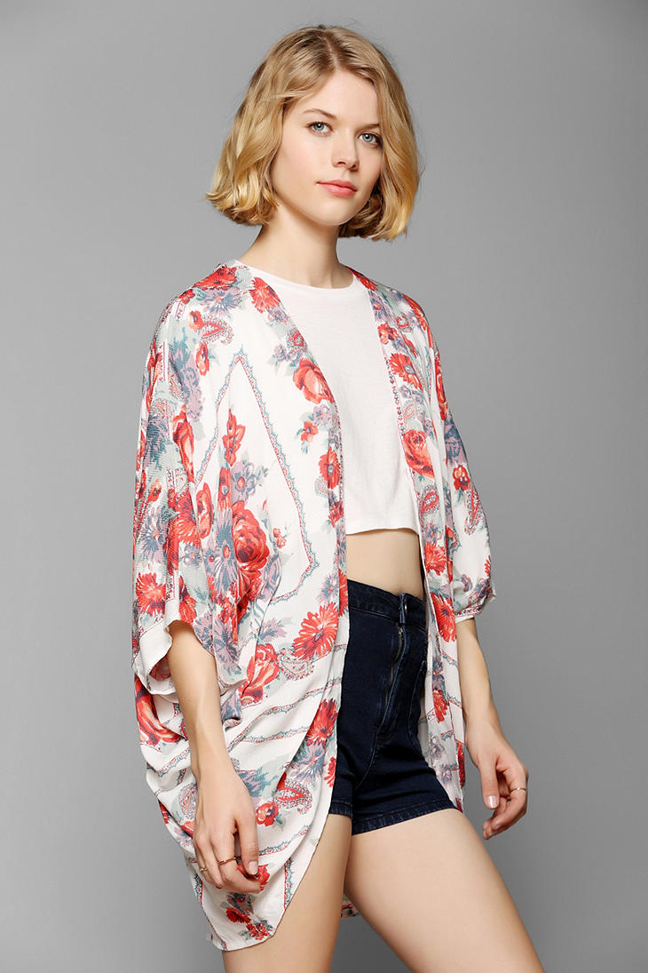 Lyst - Kimchi Blue Scarf-Print Kimono Jacket