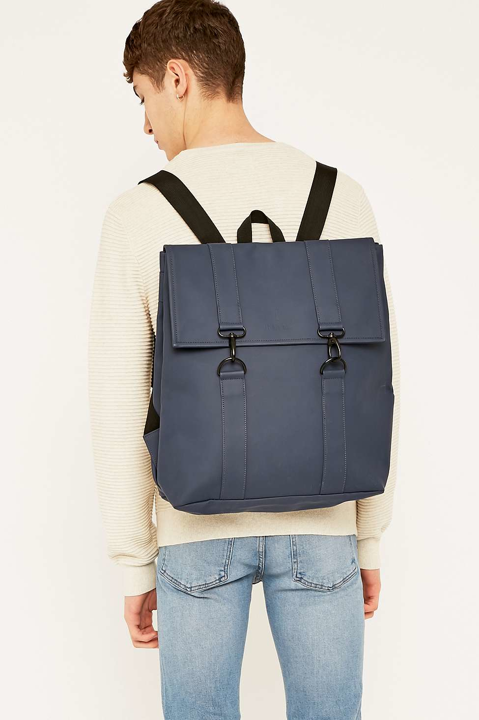 rains messenger backpack