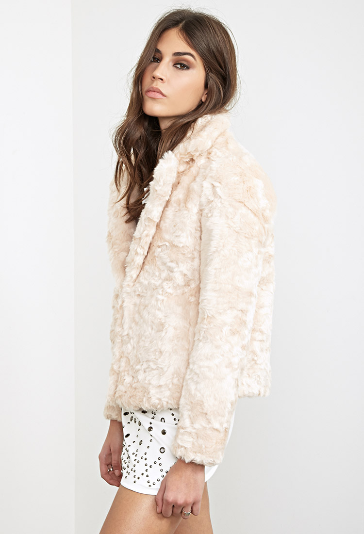 Forever 21 Boxy Faux Fur Jacket in Pink | Lyst