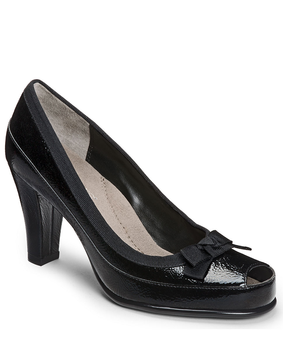 aerosoles black pumps