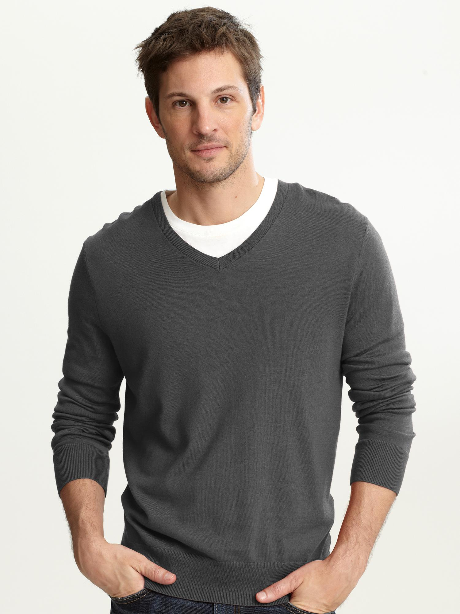 Banana Republic Silk-cotton-cashmere V-neck Sweater in Gray for Men ...