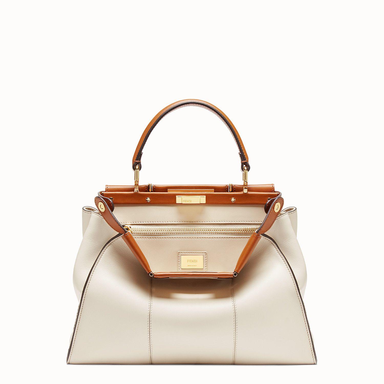 peekaboo iconic medium