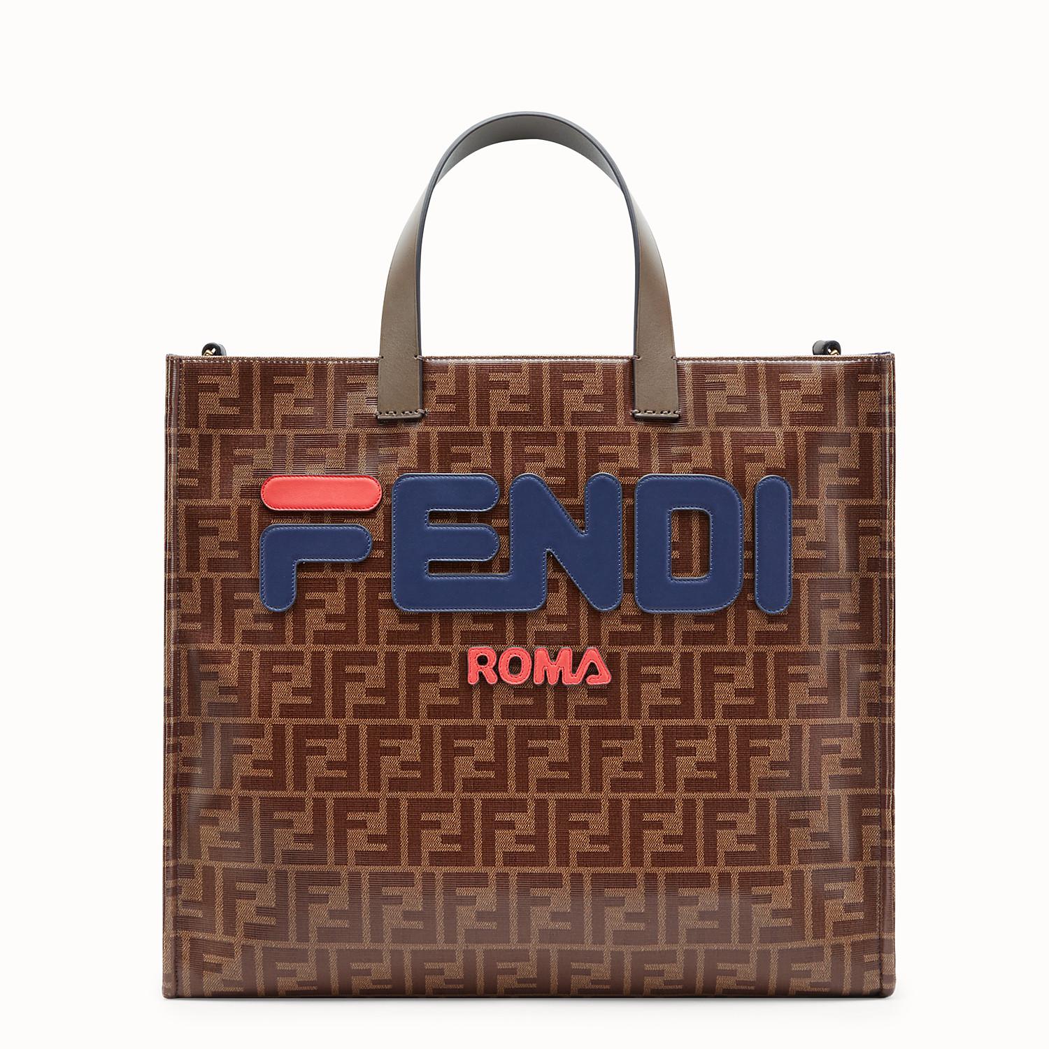 FENDI FILA コラボ　トートバッグ Lot 1195: Fendi X Fila Mania Logo Shopper Tote Bag